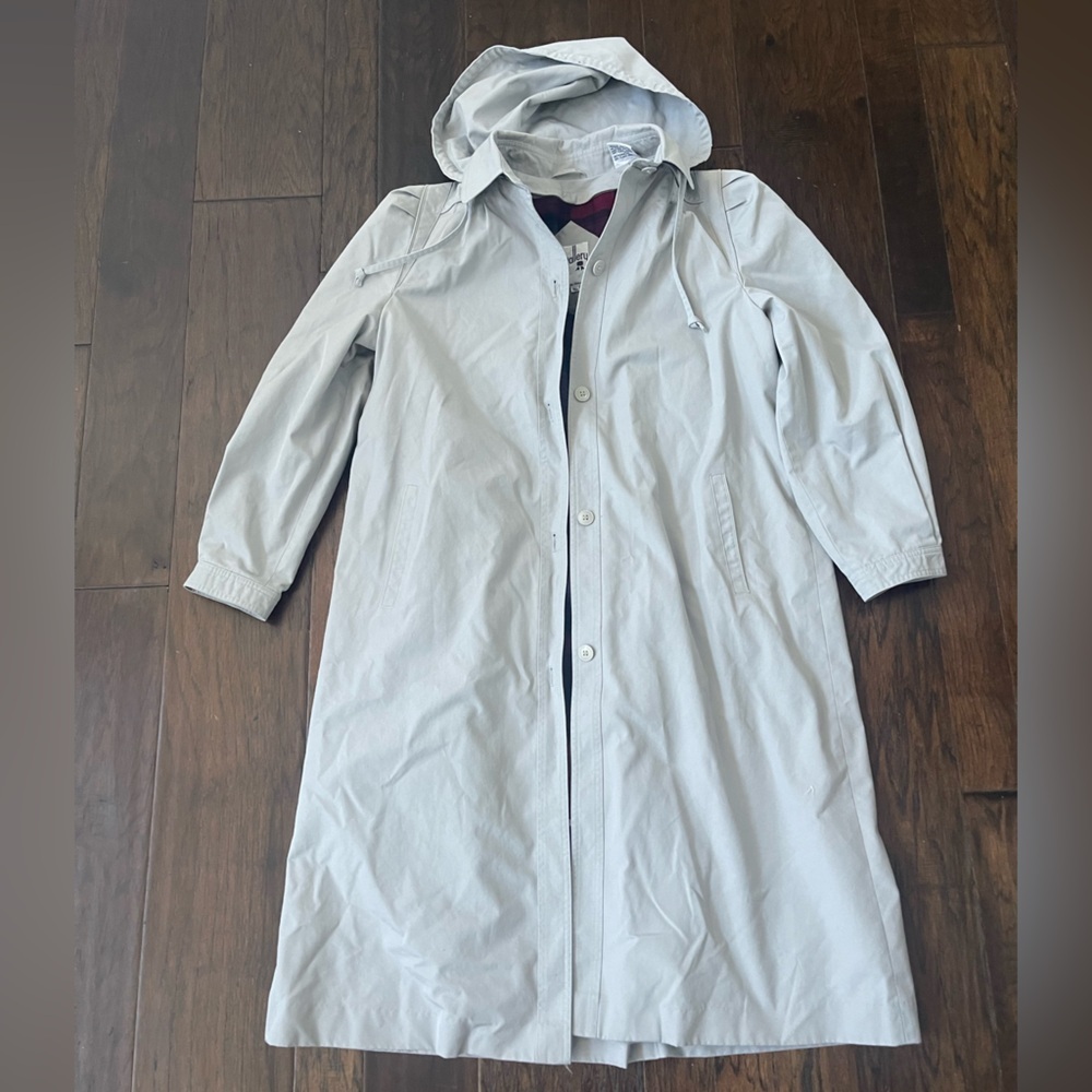 J. Gallery Vintage Women's Long Single Breasted Belted Rain Coat Grey Size 13/14
